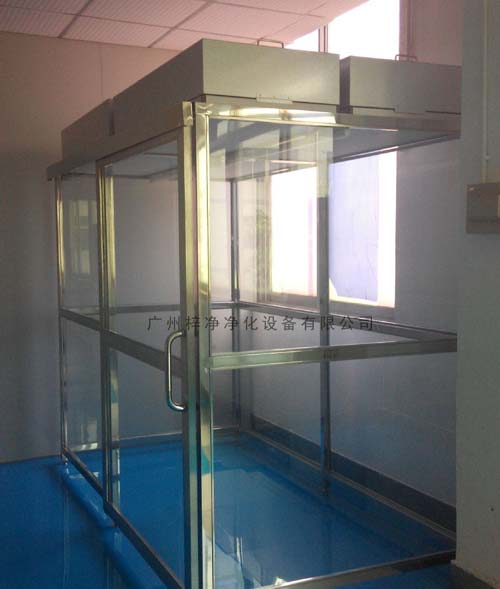 潔凈棚FFU的箱體和高效過濾器采用分體式設計,安裝,更換高效更方便。
