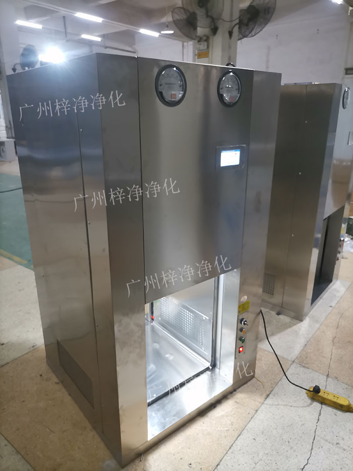 當(dāng)傳遞窗與機器人連接時,機器人可以自動從傳遞窗中取出或放入物料,實現(xiàn)物料的自動傳遞。 當(dāng)傳遞窗與機器人連接時,機器人可以自動從傳遞窗中取出或放入物料,實現(xiàn)物料的自動傳遞。